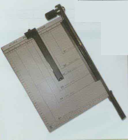 PaperTrimmer